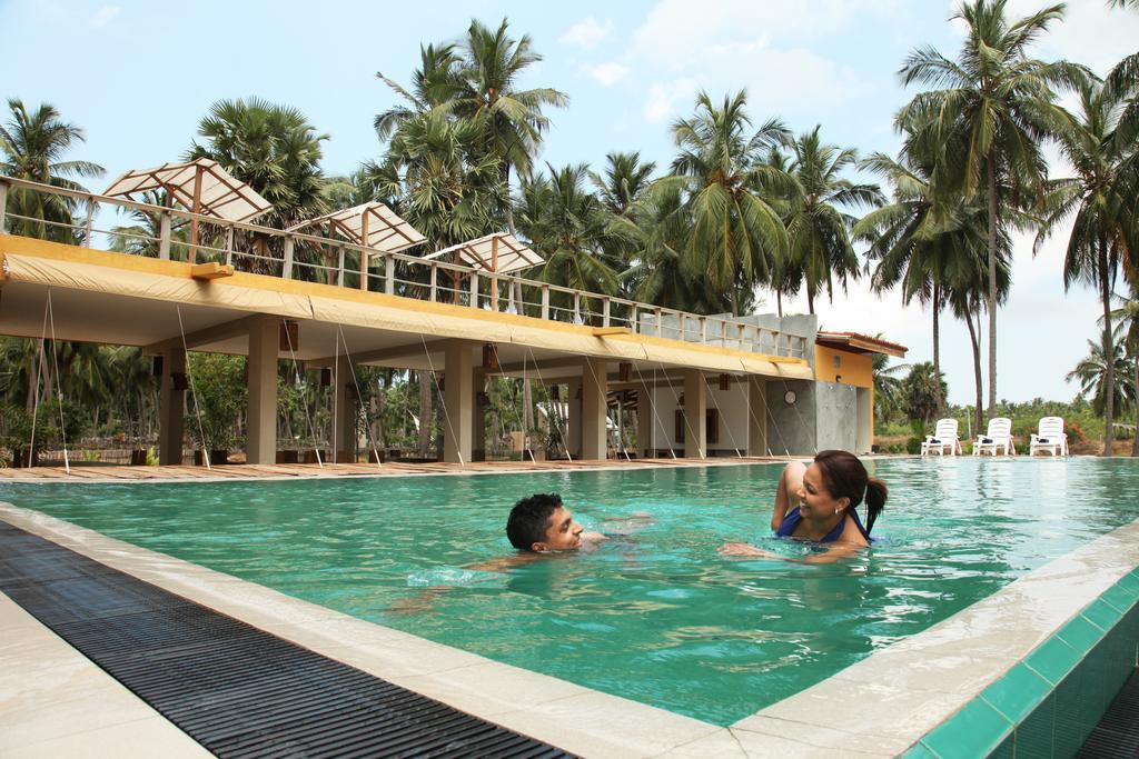 Ruwala Resort Etalai Exterior photo